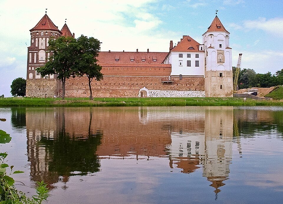 Mir Castle