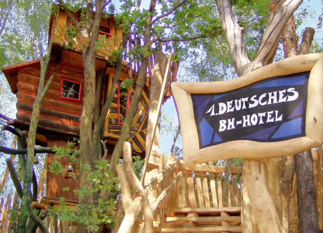 Turisede Treehouse Hotel